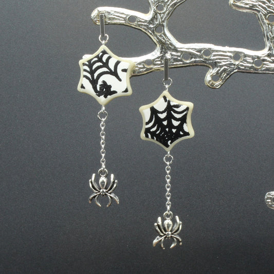 Dangling Spider Earrings